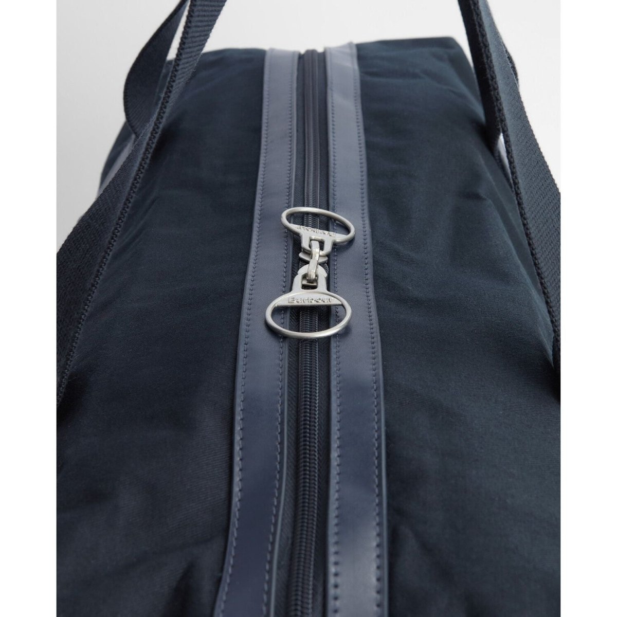 Barbour Cascade City Holdall - Curtis & Dunne