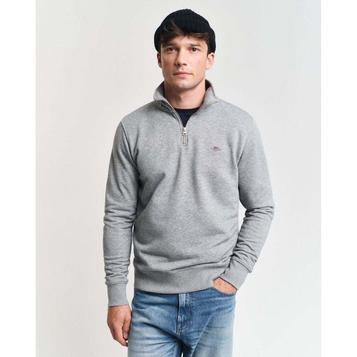 Gant Shield Half Zip Sweat - Curtis & Dunne