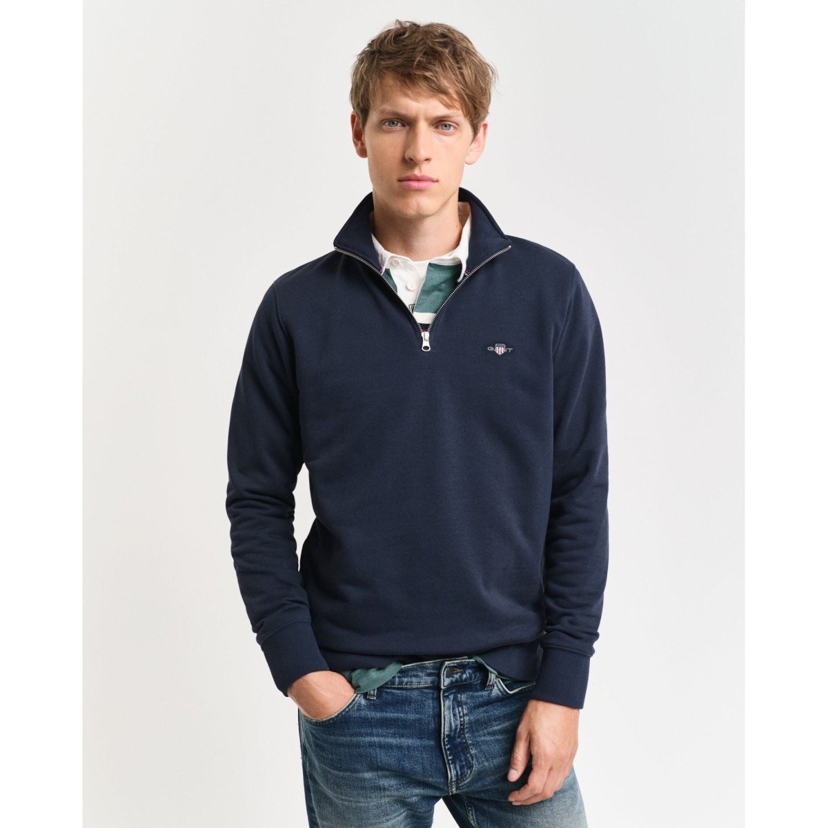 Gant Shield Half Zip Sweat - Curtis & Dunne