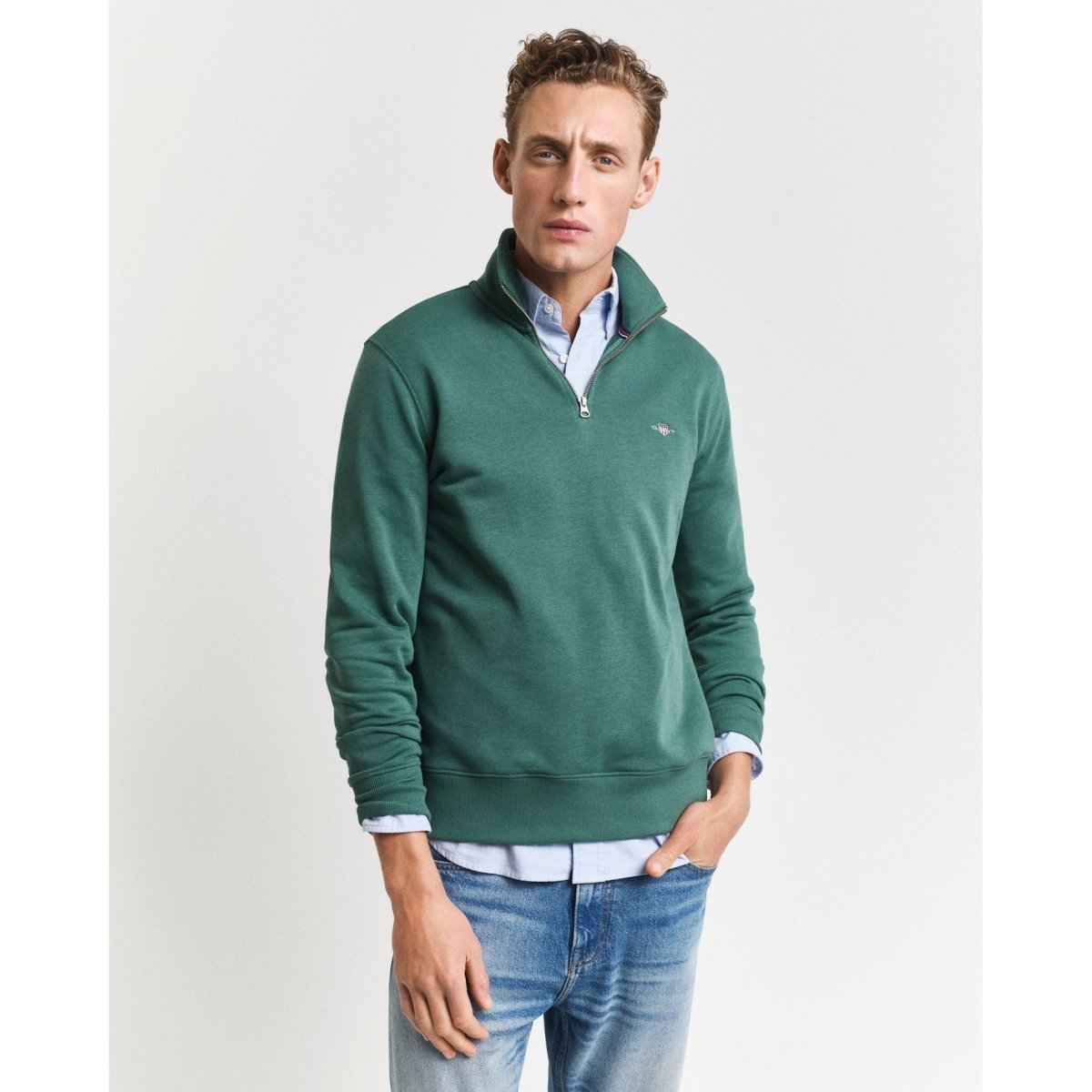 Gant Shield Half Zip Sweat - Curtis & Dunne