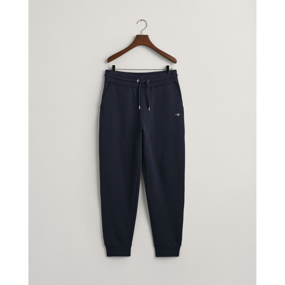 Gant Shield Sweatpants - Curtis & Dunne