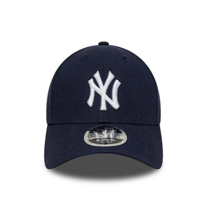 New Era New York Yankees MLB Linen 9Forty M Crown Adjustable Cap