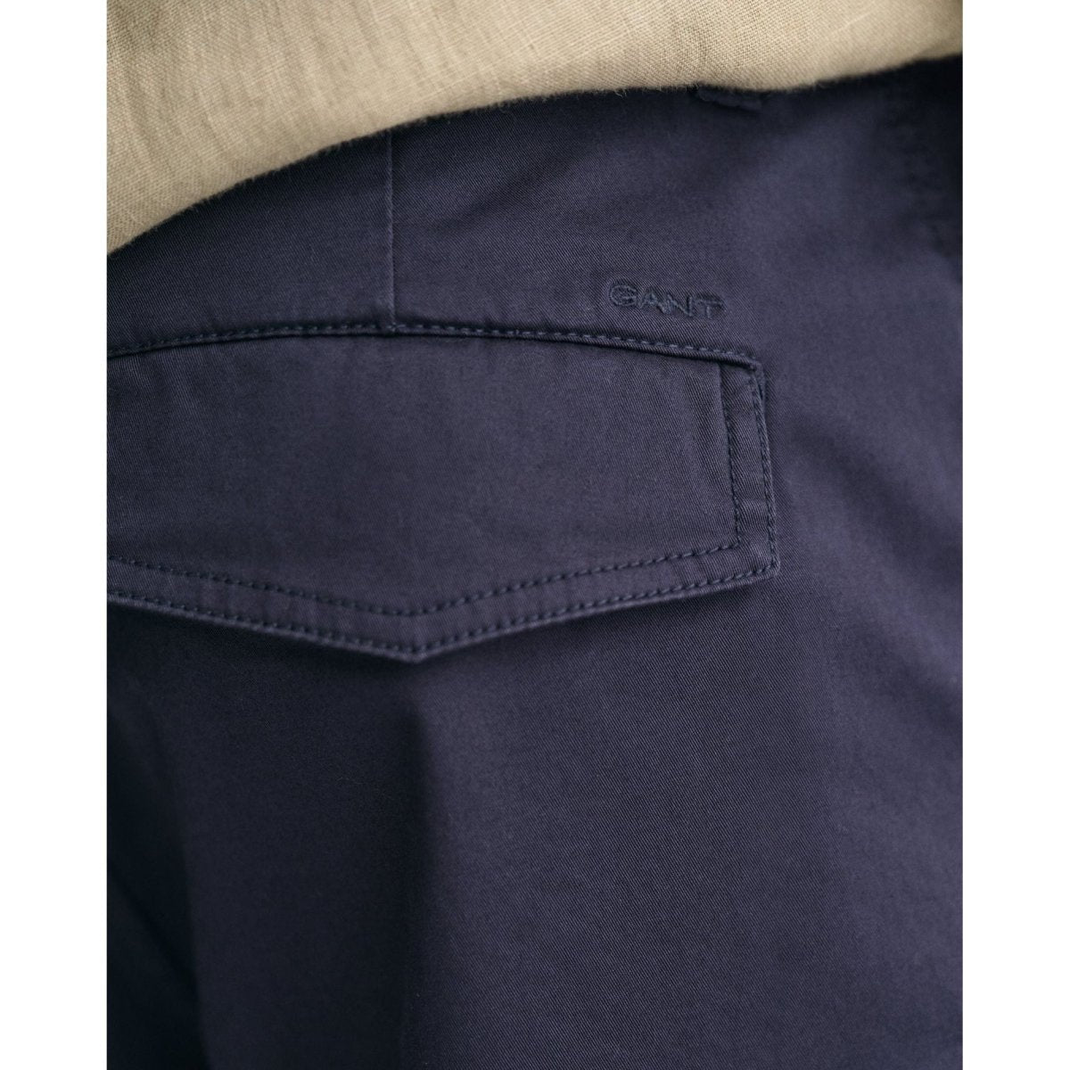 Gant Relaxed Twill Cargo Short - Curtis & Dunne